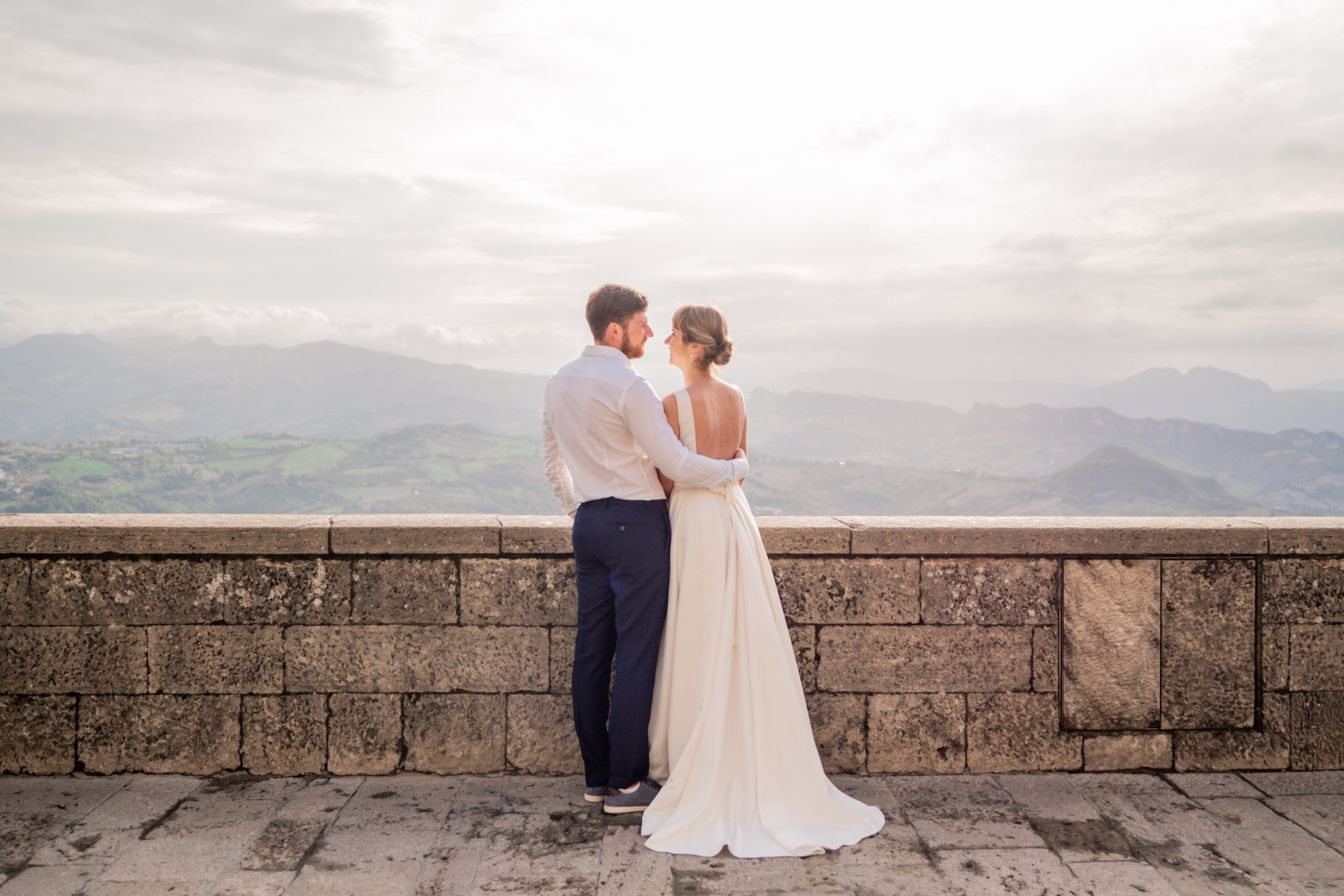 ﻿Beautiful wedding in San Marino historical centre